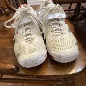 Babolet Red And White Tennis Shoes Size 9.5 Compressor